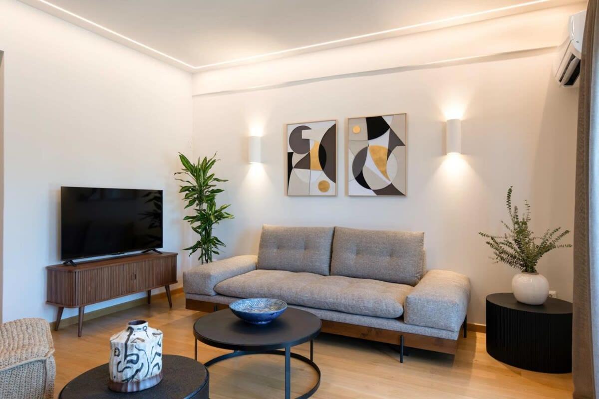 Touching Acropolis - Quiet & Elegant 1-bdr Apartment Athens