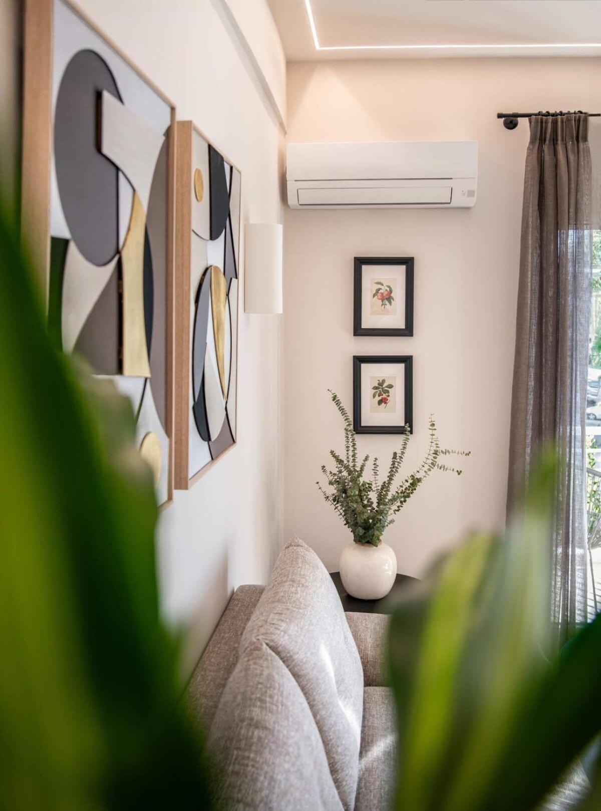 Apartment Touching Acropolis - Quiet & Elegant 1-bdr